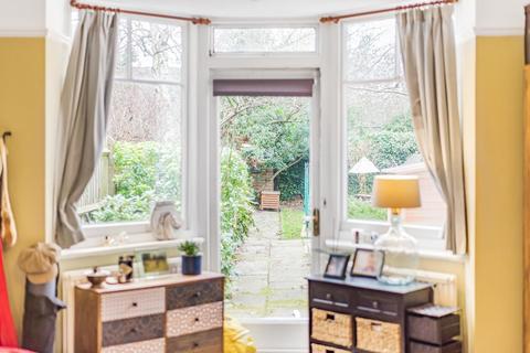 12 Vanbrugh Fields, London, SE3 7TZ