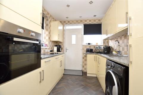25 Aston Terrace, Bramley, Leeds, LS13 2DF