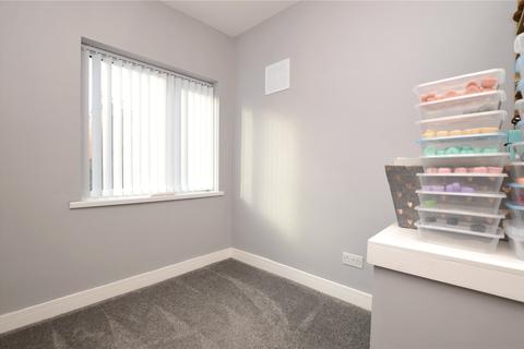 25 Aston Terrace, Bramley, Leeds, LS13 2DF