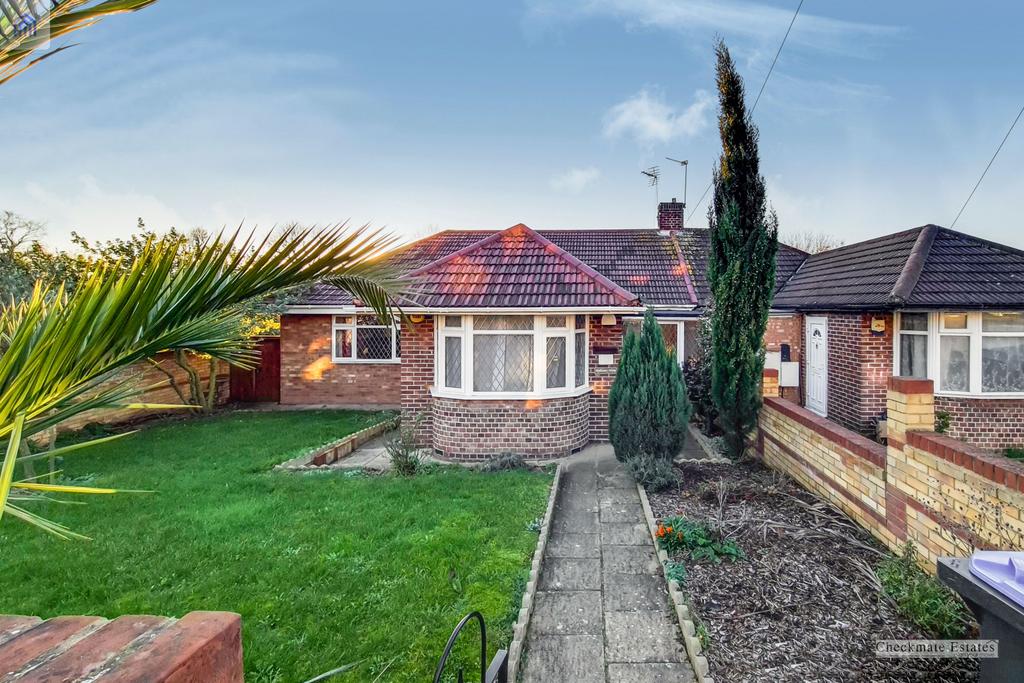 Chaplin Road, Wembley, Greater... 4 bed bungalow £750,000