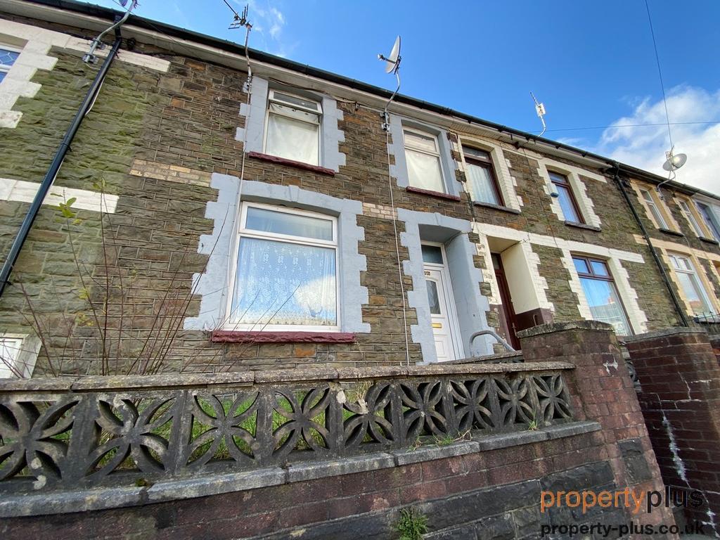 North Road, Ferndale Ferndale 3 bed terraced house £75,000