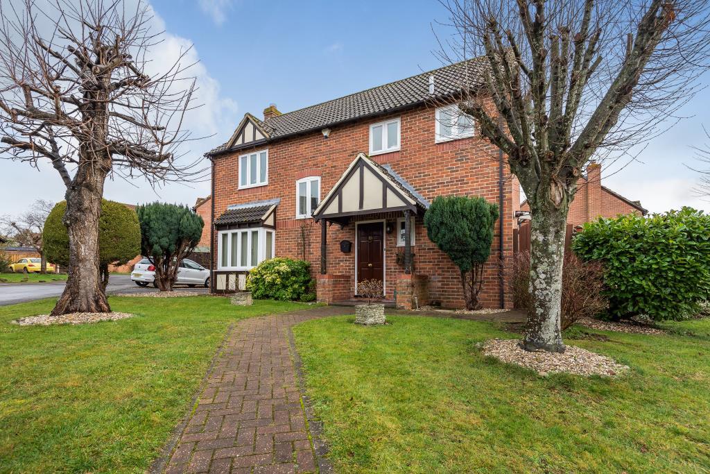 Thatcham, Berkshire, RG19 4 bed detached house £600,000