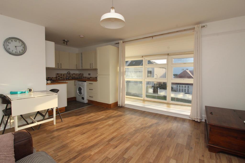 Apartment in Brighton - View 4