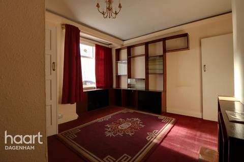 31 School Road, Dagenham, RM10 9QB
