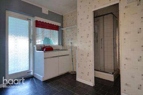 31 School Road, Dagenham, RM10 9QB