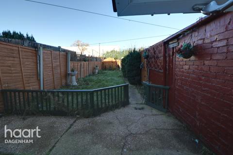 31 School Road, Dagenham, RM10 9QB