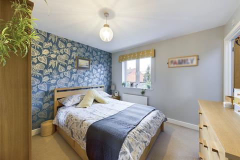 7 Barton Close, Innsworth, Gloucester, GL3 1FA