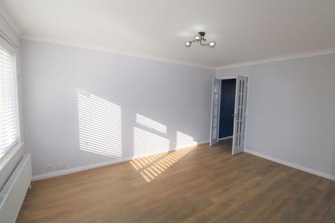 2 bedroom house to rent, Watery Lane, Poole BH16