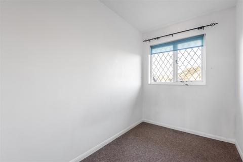 55 Drum Mead, Petersfield, GU32 3AQ