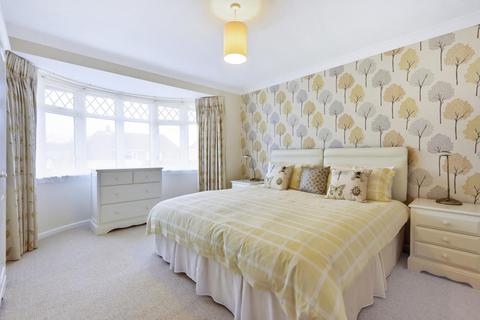 56 Downs Avenue, Chislehurst, BR7 6HQ