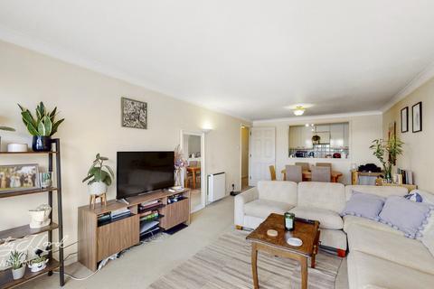 Flat 17, Campania Building, 1 Jardine Road, London, E1W 3WD