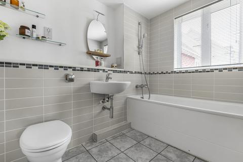 52 Lambe Close, Snodland, ME6 5PE