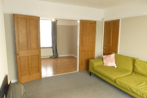 3 bedroom terraced house to rent, Westcott Crescent, Hanwell