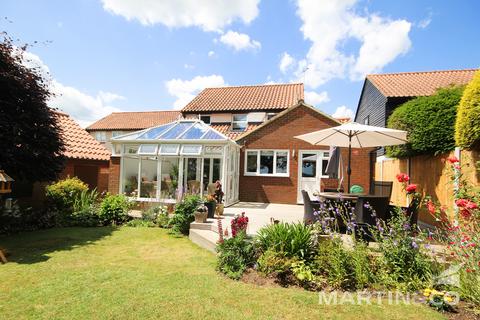 28 Barley Mead, Danbury, Chelmsford, CM3 4RP