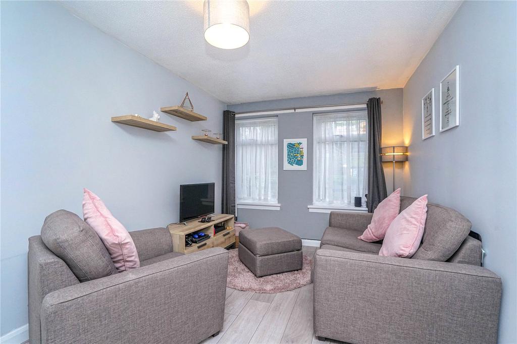 G/1, 3 Brisbane Street, Glasgow, G42 1 bed flat £99,000
