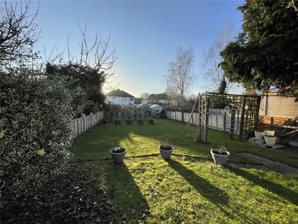 Goodwood Avenue, Bridgnorth... 3 bed semidetached house £210,000
