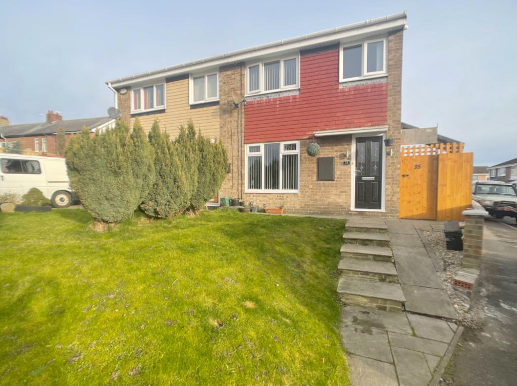 Campion Drive, Tanfield Lea 3 bed semidetached house £160,000