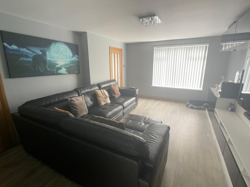 Campion Drive, Tanfield Lea 3 bed semidetached house £160,000