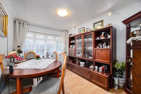 39 Abbots Close, Knowle, Solihull, B93 9PP