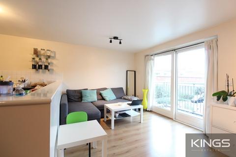 2 bedroom apartment to rent, Anglesea Terrace, Southampton