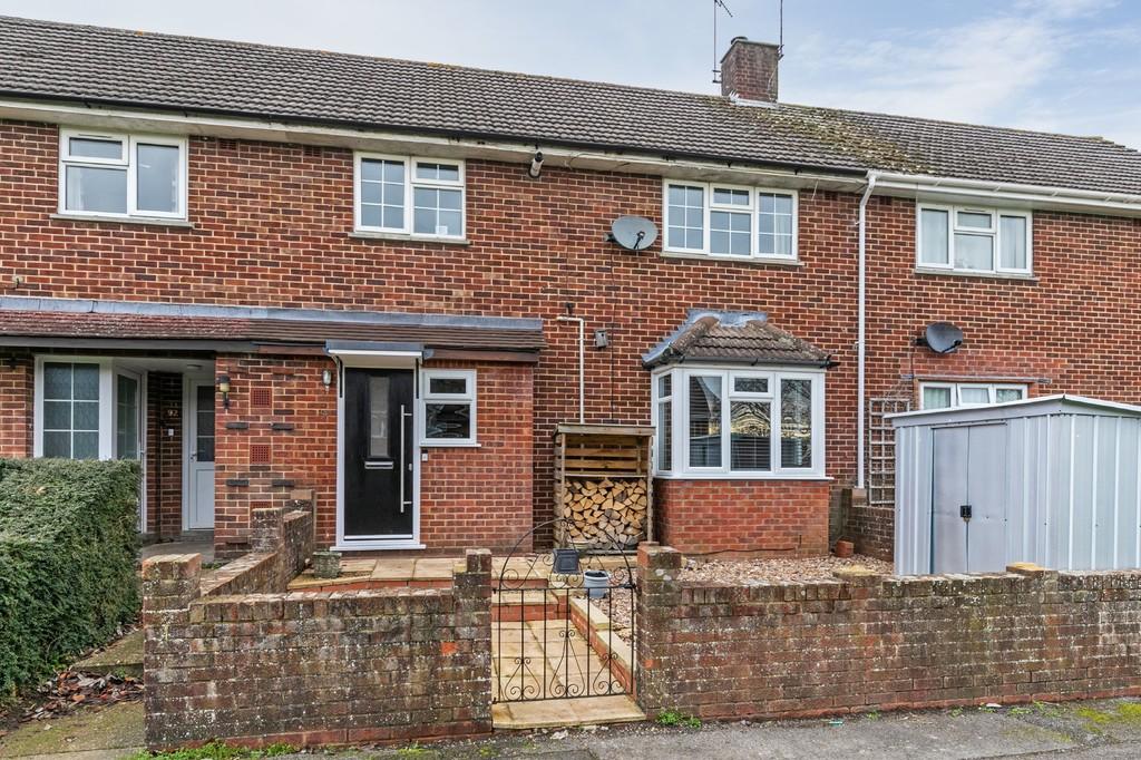 Fromond Road, Weeke, Winchester, SO22 3 bed terraced house £395,000
