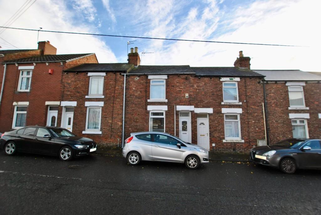 Grasswell Terrace, Houghton Le Spring 2 bed terraced house £475 pcm