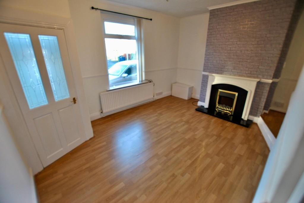 Grasswell Terrace, Houghton Le Spring 2 bed terraced house £475 pcm