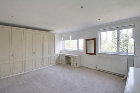 2 bedroom apartment for sale - Tavistock Place, Chase Side, N14