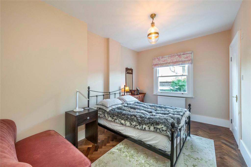 Main Bedroom