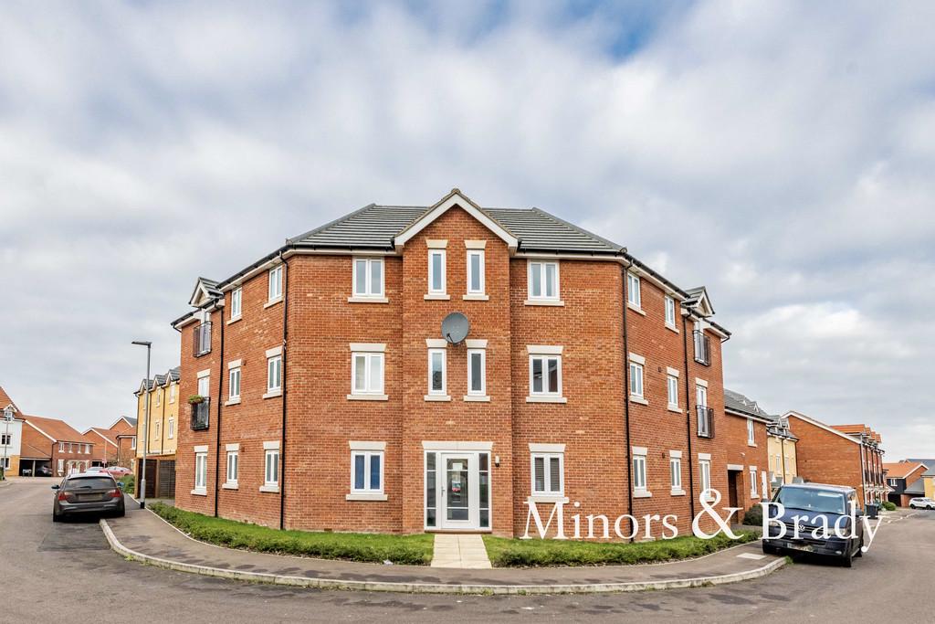 Falcon Crescent, Costessey 2 bed apartment £160,000