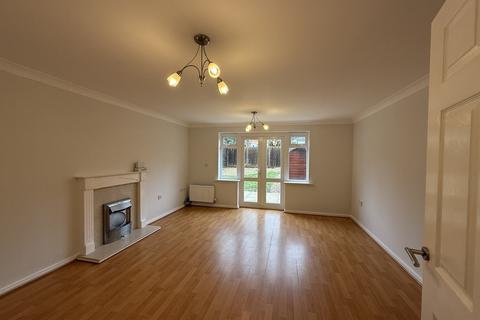 3 bedroom end of terrace house to rent, Horseshoe Drive, Wimblebury