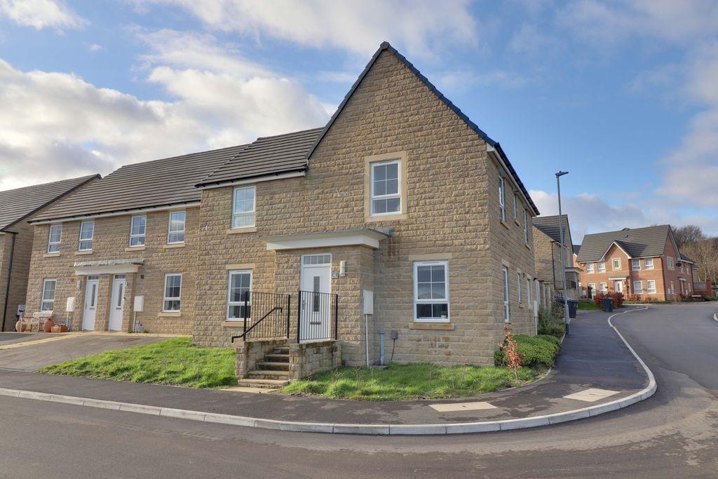 Poppy Gardens Meltham Holmfirth Hd9 4 Bed Detached House £340 000