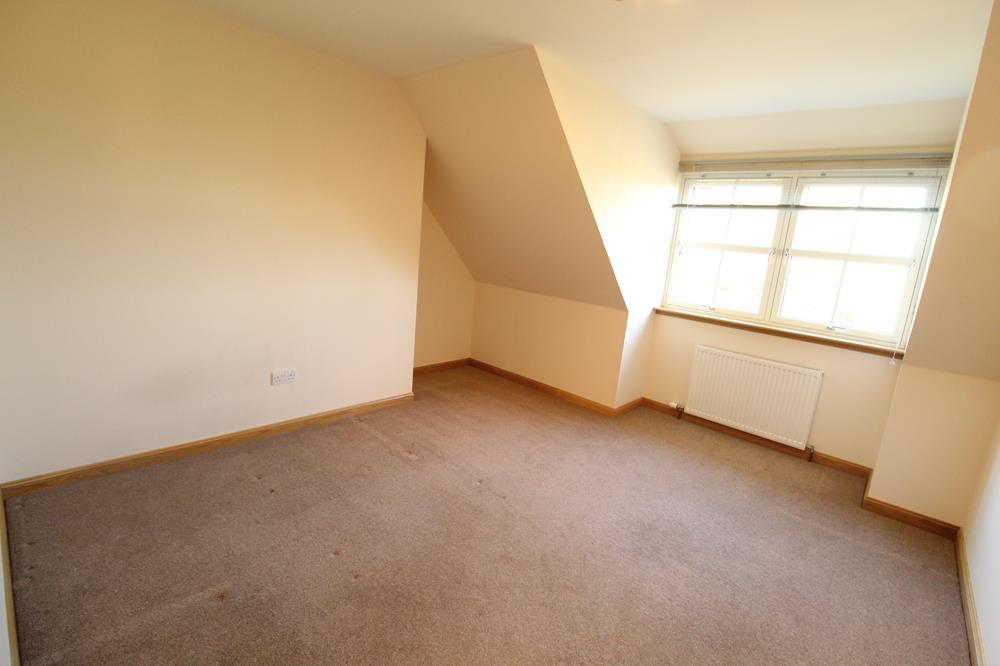 Bedroom 4 − Copy
