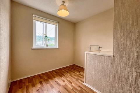 21 Ynysfach Avenue, Resolven, Neath, SA11 4LH