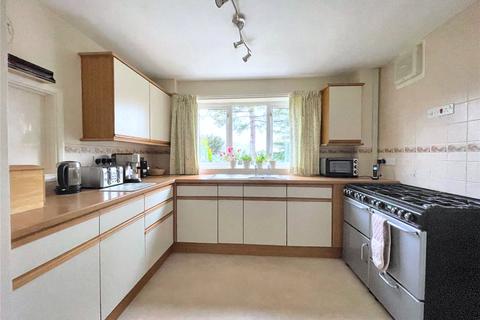 161 Alexander Drive, Cirencester, GL7 1UQ