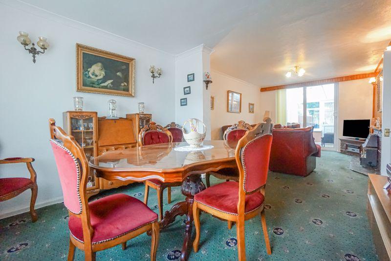 Arthur Road, Tipton 3 bed semidetached house £190,000