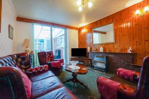 82 Arthur Road, Tipton, DY4 0NW