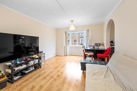 2 bedroom flat to rent, Sigrist Square, Kingston upon Thames, KT2 6JY