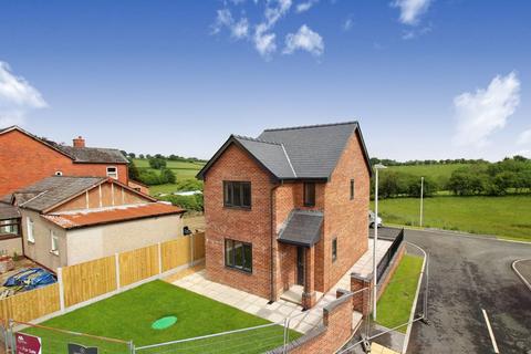 3 bedroom detached house for sale - Maes Hendre, Cilmery, Builth Wells, LD2