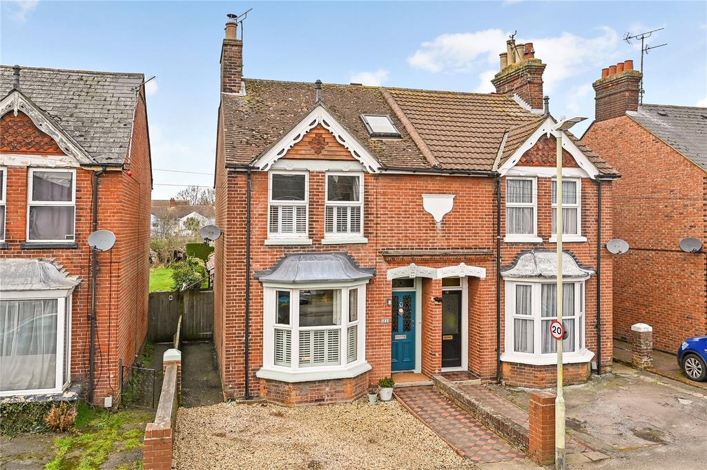 Hunter Road, Willesborough, Ashford... 3 bed semidetached house £380,000