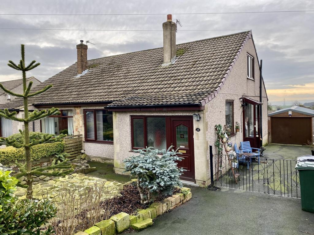 Glendale Drive, Bradford, West... 3 bed bungalow £190,000