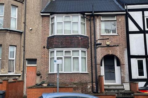 1 bedroom in a house share to rent, Stockwood Crescent, Luton