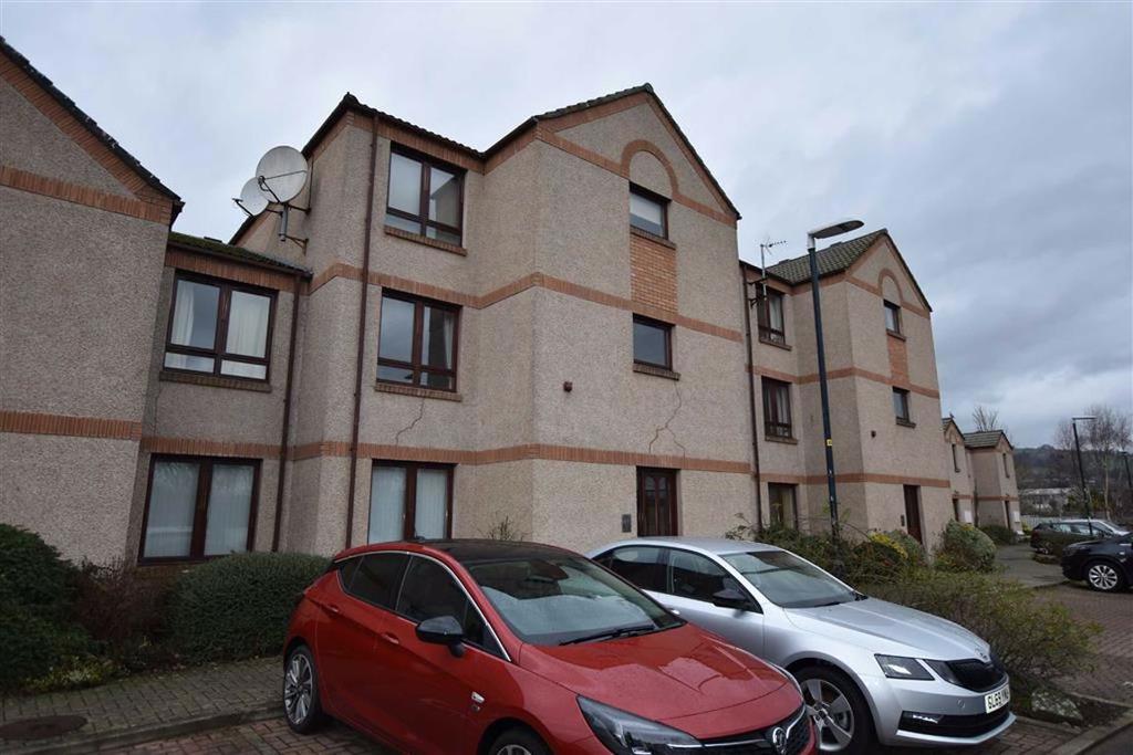 Cambrai Court, Dingwall, Rossshire 1 bed flat £85,000