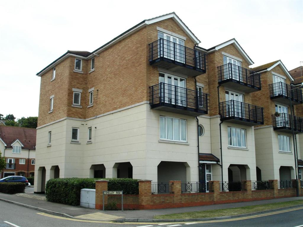 Keating Close, Rochester 2 bed flat £895 pcm (£207 pw)