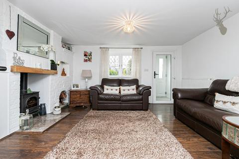 1, Rosemary Cottages Epping Road, Waltham Abbey, EN9 2DL