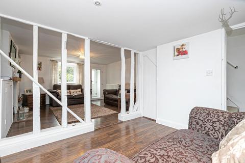 1, Rosemary Cottages Epping Road, Waltham Abbey, EN9 2DL