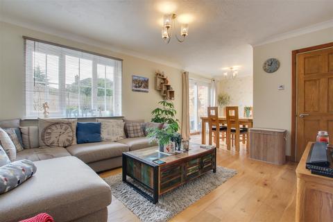 23 Hayfield, Stevenage, SG2 7JP