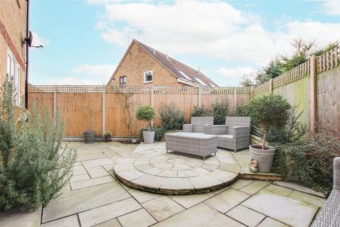 23 Hayfield, Stevenage, SG2 7JP