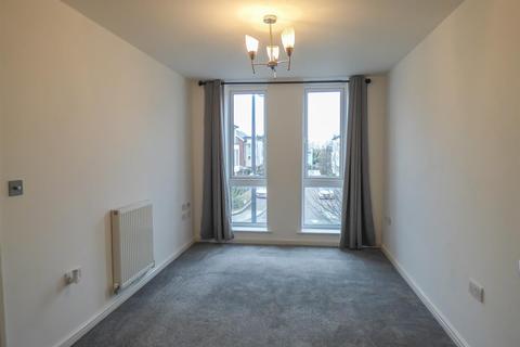 37 Springhead Parkway, Northfleet, Gravesend, DA11 8AD