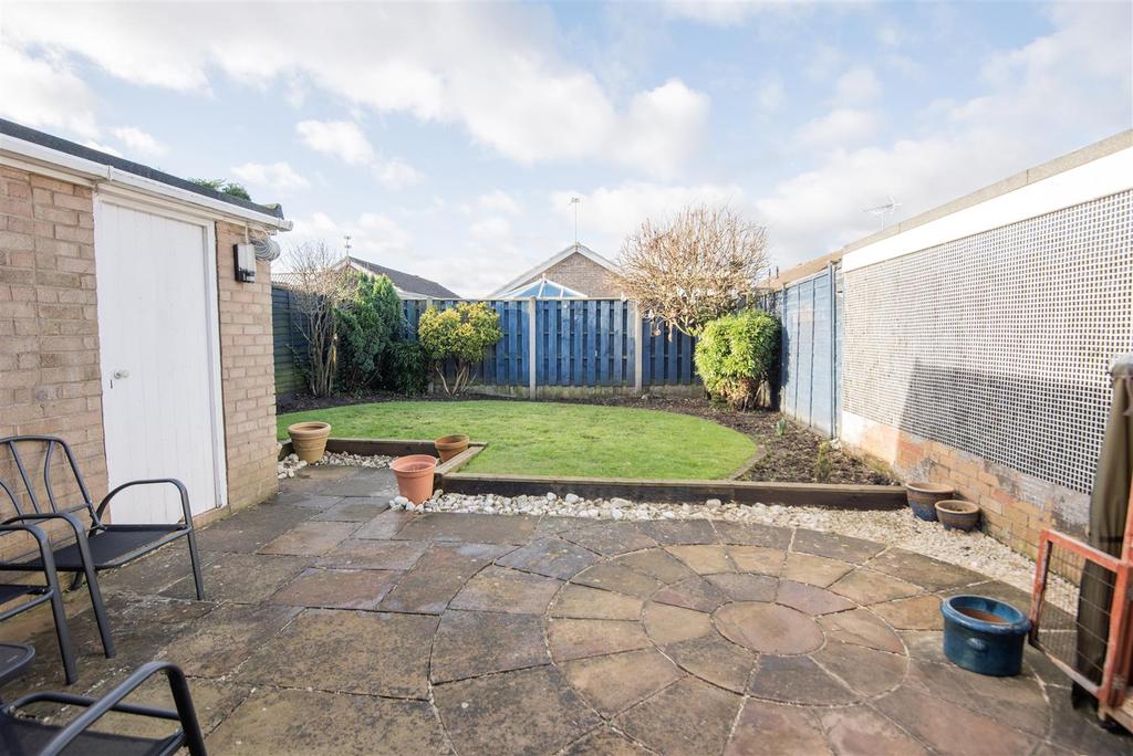 Ryemoor Road, Haxby, York 3 bed detached house £375,000